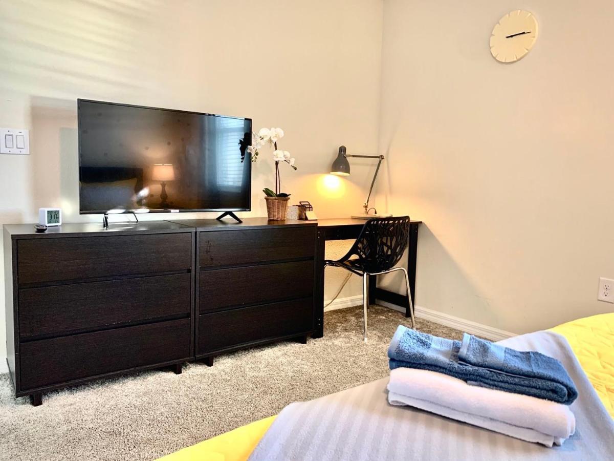 Lakeside Haven at Storey Lake: Disney-Adjacent Family Retreat Kissimmee Exterior photo