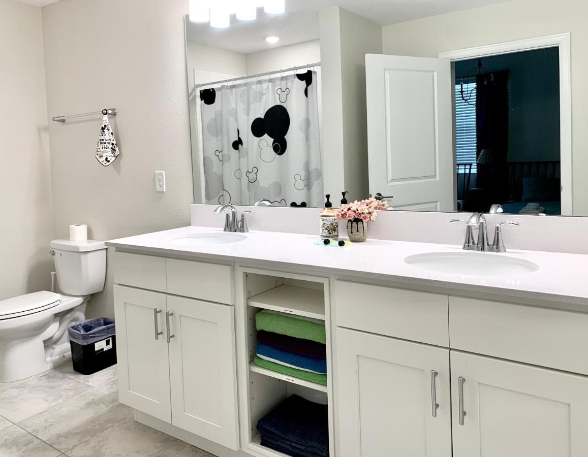 Lakeside Haven at Storey Lake: Disney-Adjacent Family Retreat Kissimmee Exterior photo
